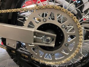 Couronne aluminium 60 dents Vent Baja & Dérapage 2018-2023 – Supersprox RAL-980:60 BLK