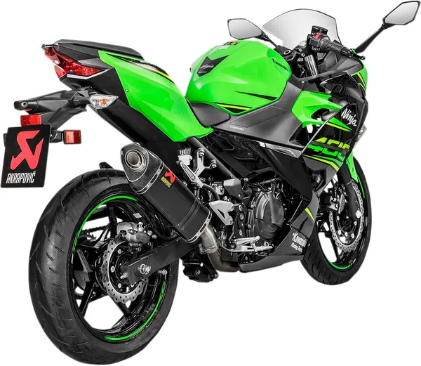 Silencieux Slip-On Line Akrapovic pour Kawasaki Ninja 400 & Z 400 (2018-2025) - Fibre Carbone